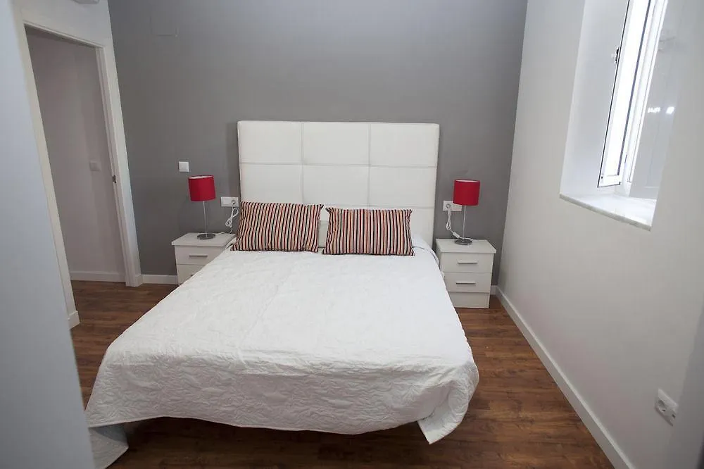 סביליה Terrazas De La Catedral Apartaments ספרד