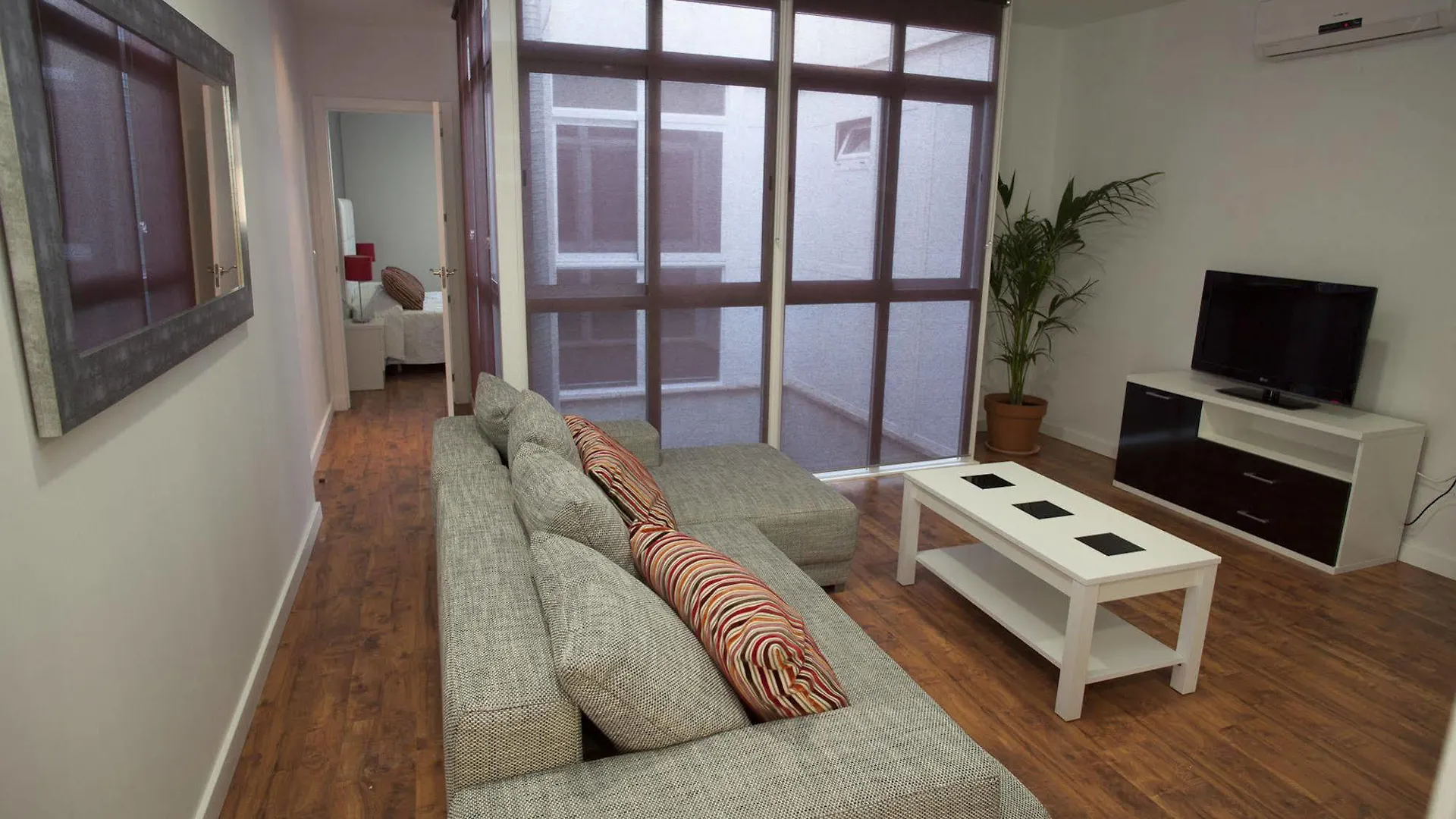 Terrazas De La Catedral Apartment Seville