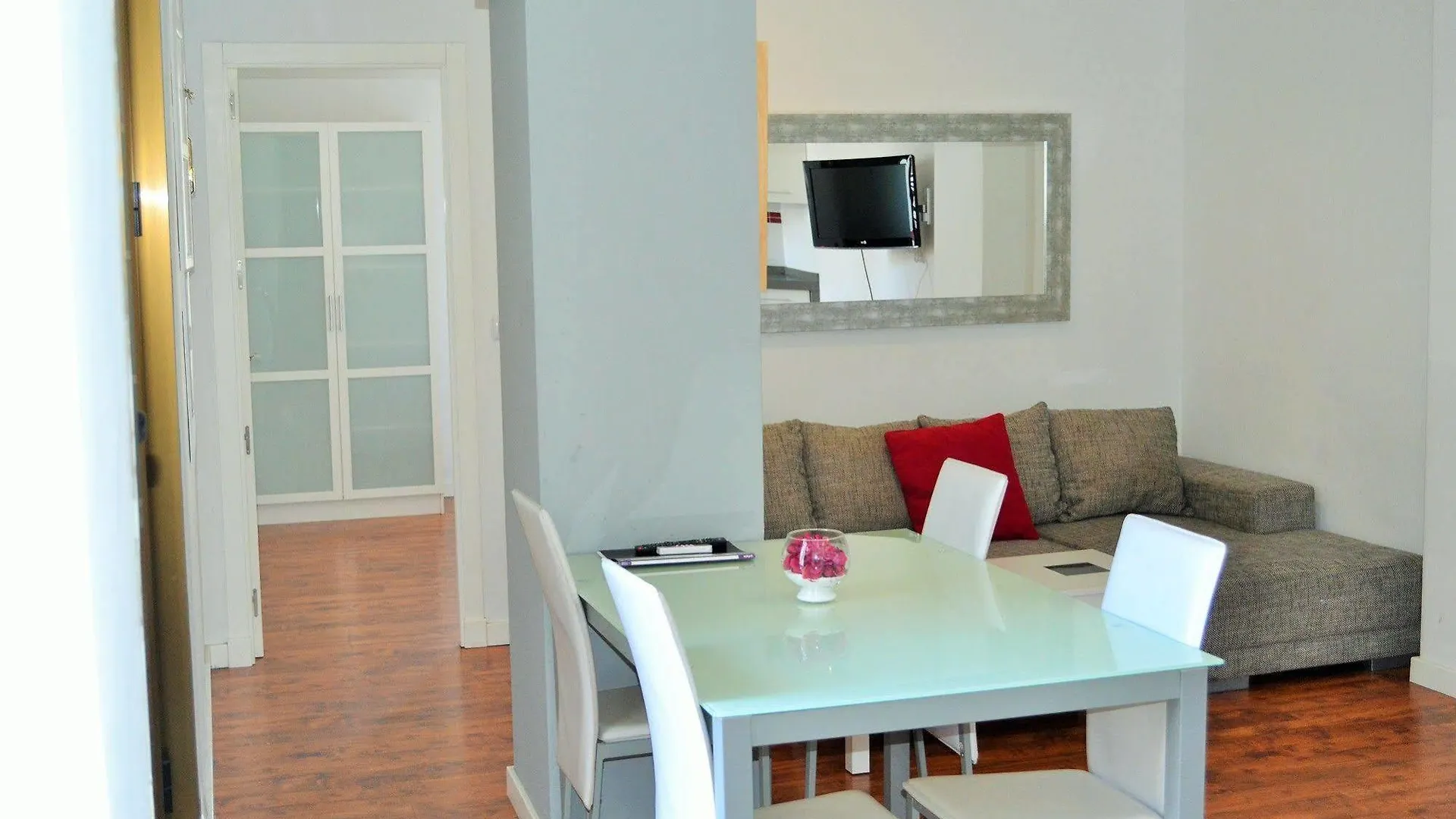 סביליה Terrazas De La Catedral Apartaments 0*,